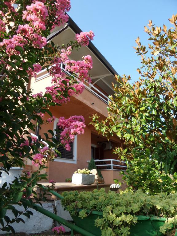 Apartmani Lina Umago Exterior foto