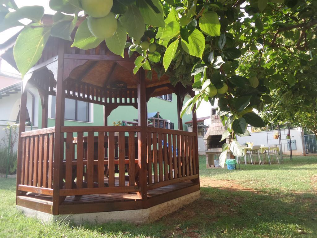 Apartmani Lina Umago Exterior foto