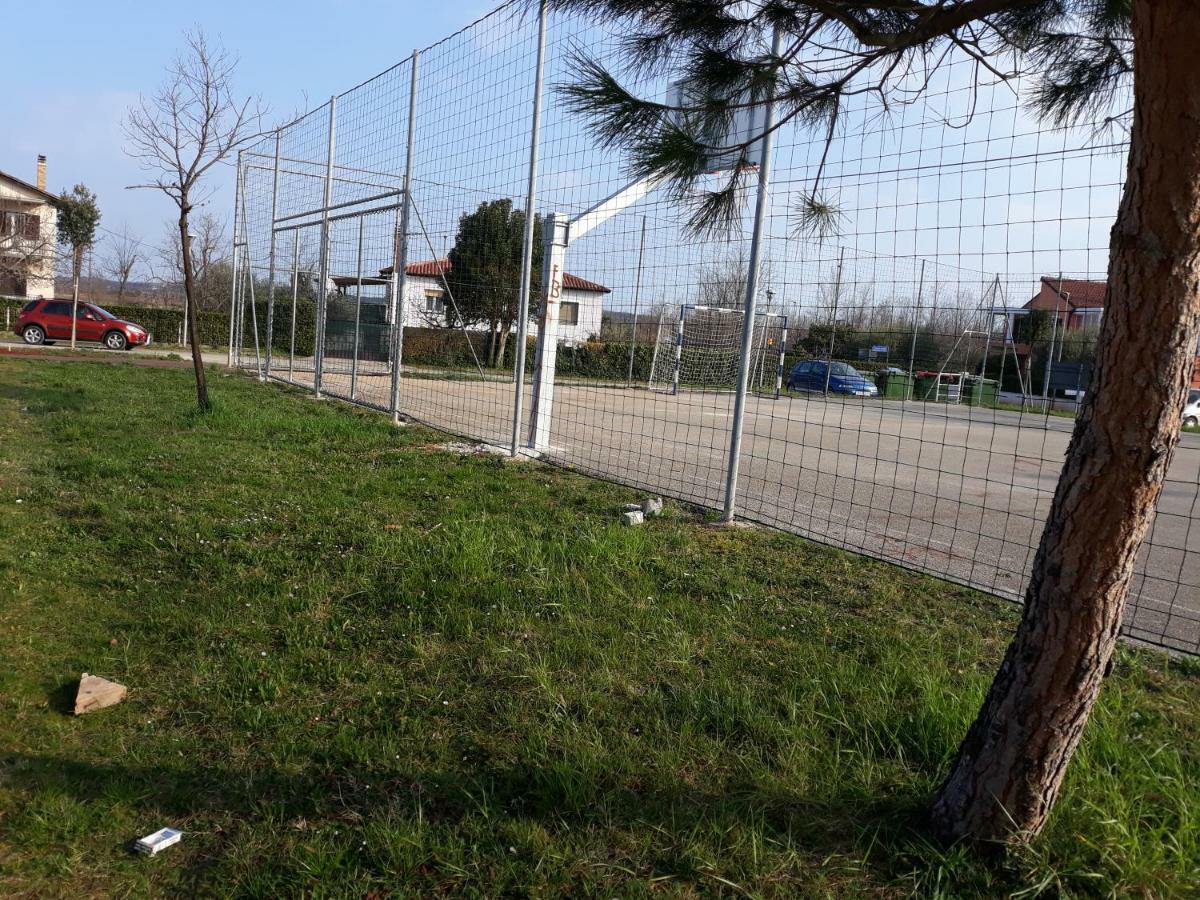 Apartmani Lina Umago Exterior foto